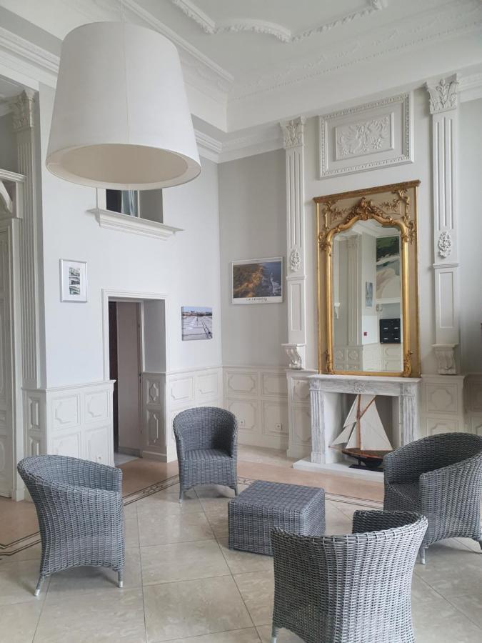 Appt Standing Sur Le Remblai - Stayinvendee เลส์ซาบล์-โดล็อนน์ ภายนอก รูปภาพ